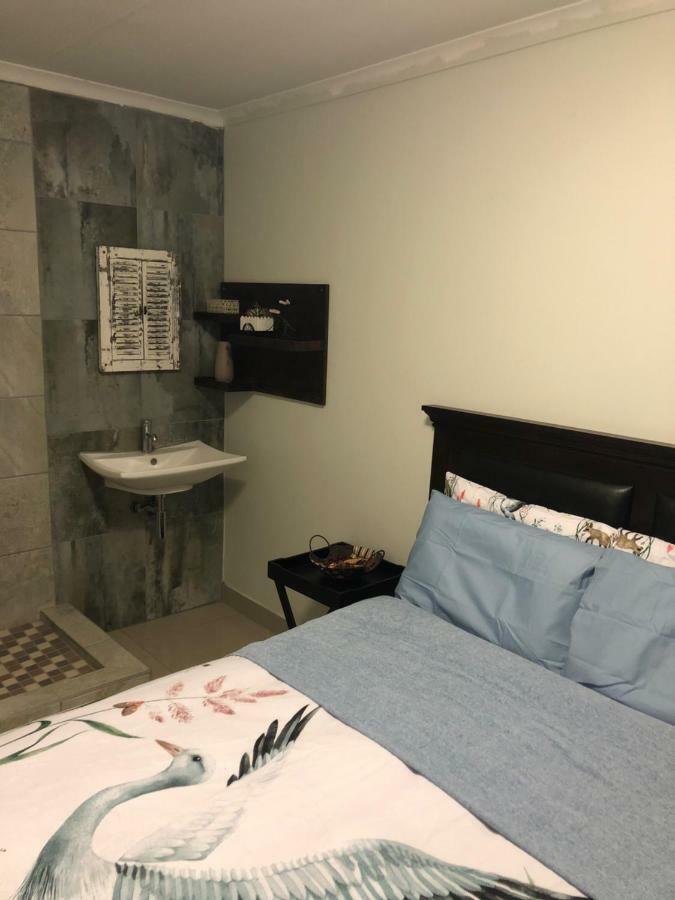 Summer Sands - Durban North Beach Accommodation Екстериор снимка