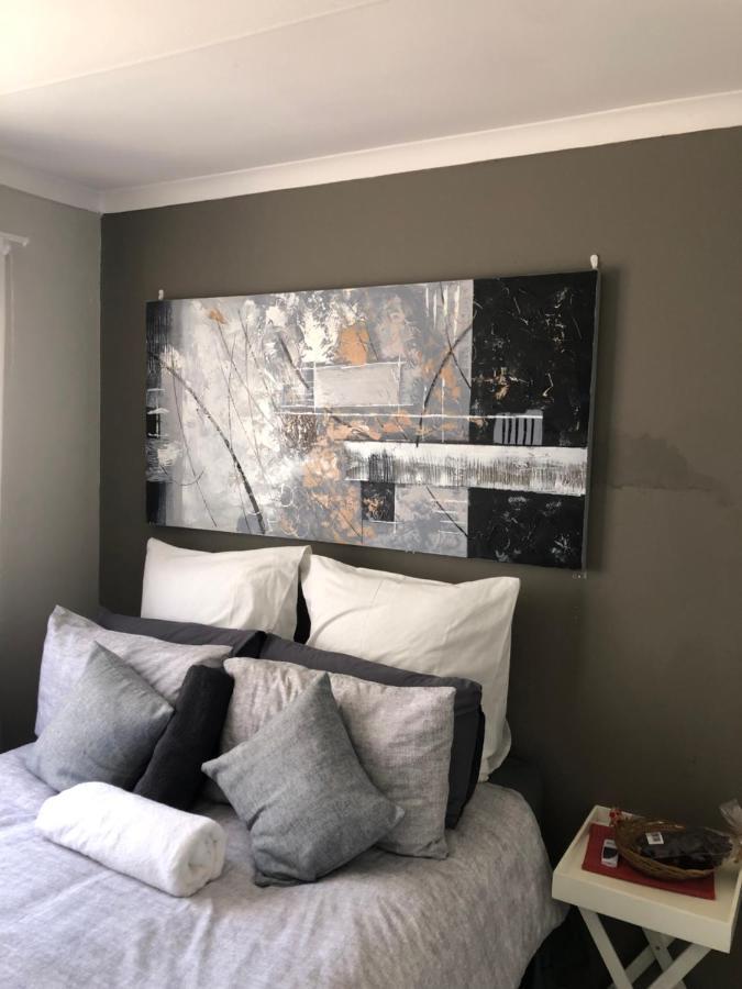 Summer Sands - Durban North Beach Accommodation Екстериор снимка